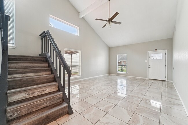 Building Photo - 9721 Debbie Ln