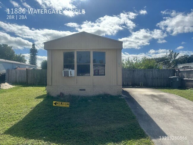 Building Photo - 11886 Watergate Cir