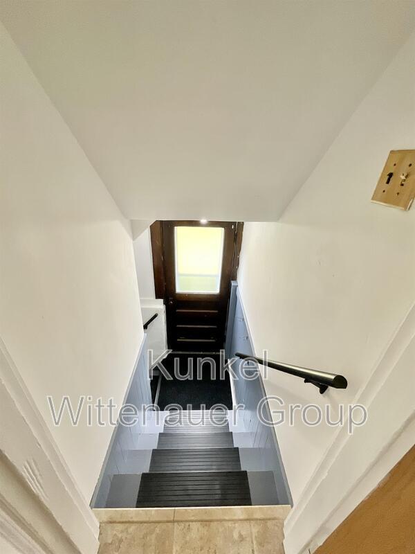 Building Photo - 515 N Jackson St