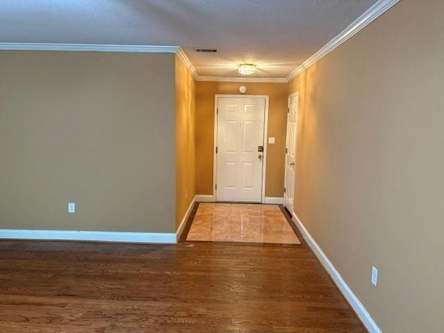 Building Photo - 24105 Plantation Dr NE