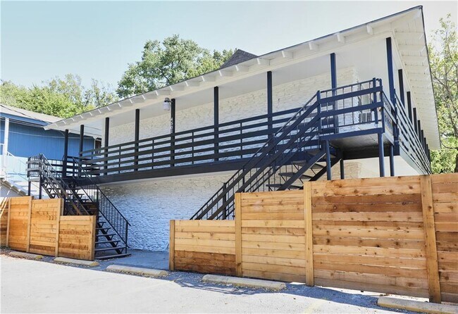 Building Photo - 4501 Speedway