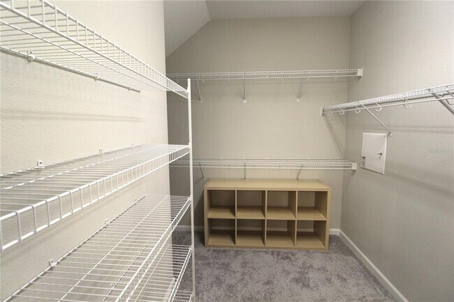 Building Photo - 11819 Brookside Dr
