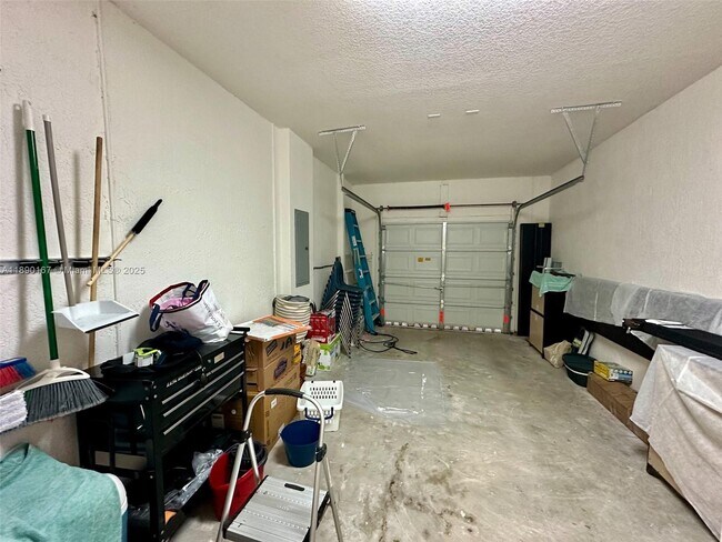 Building Photo - 27882 SW 140th Ave