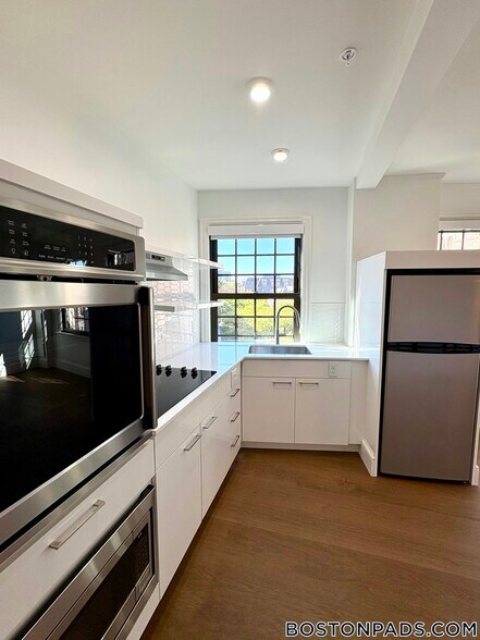 Primary Photo - 1200 Massachusetts Ave