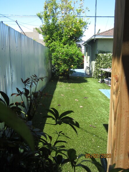 PRIVATE YARD - 12447 Walsh Ave