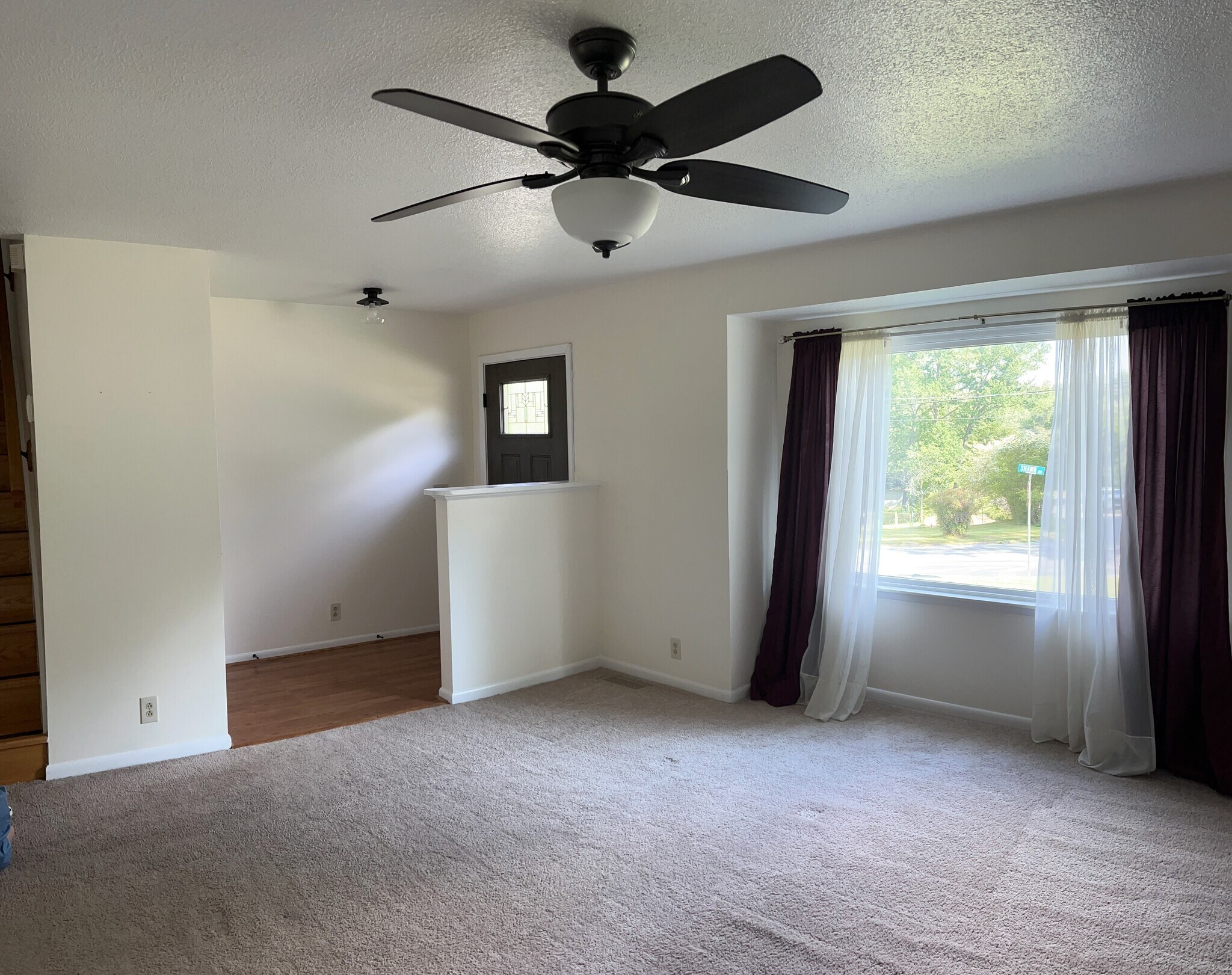 Building Photo - 232 Shawn Dr