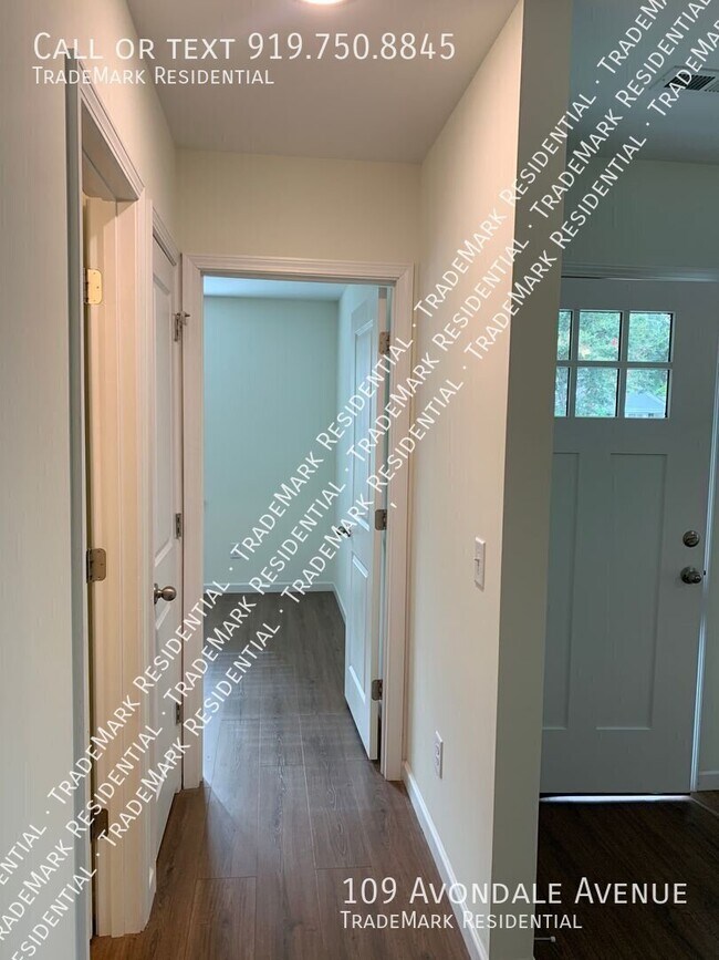 Building Photo - 109 Avondale Ave
