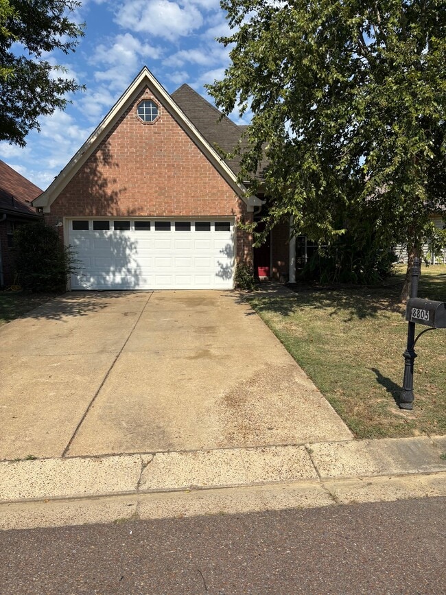 Building Photo - 8805 Cat Tail Cove