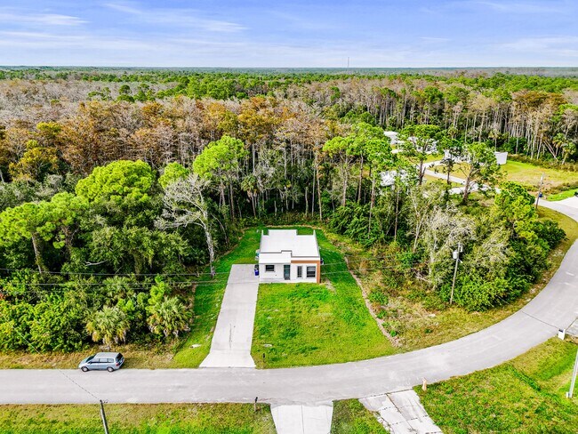 Building Photo - 1911 Lorna Ave