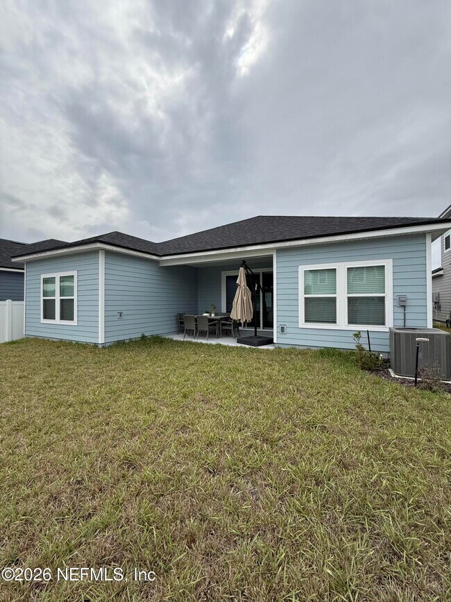 Building Photo - 2105 Featheredge Wy