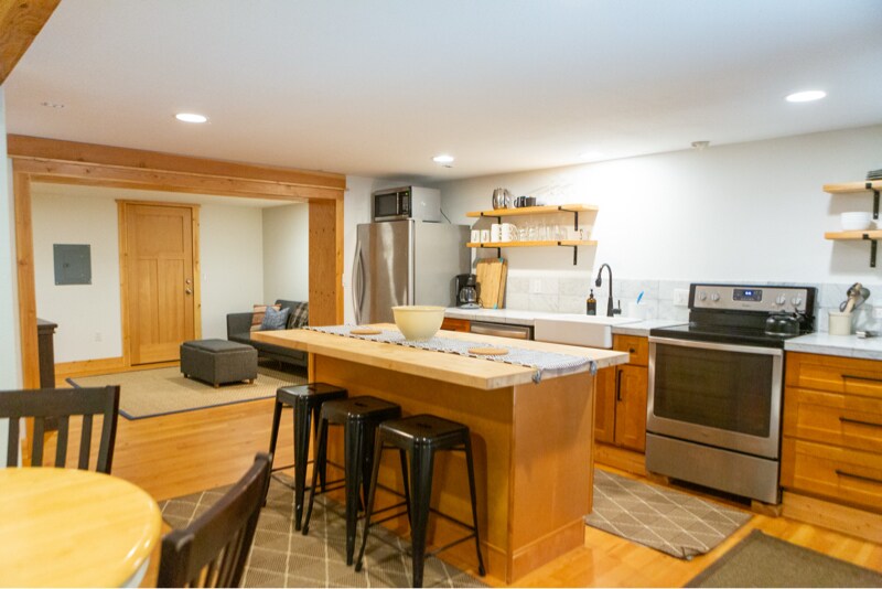 Building Photo - 1002 Jessup Rd