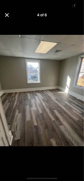 Primary Photo - 300 Liberty St