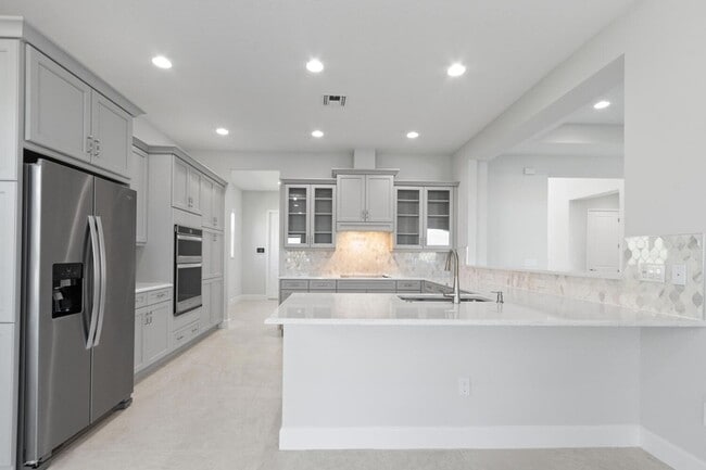 Building Photo - 5579 Liberty Ln