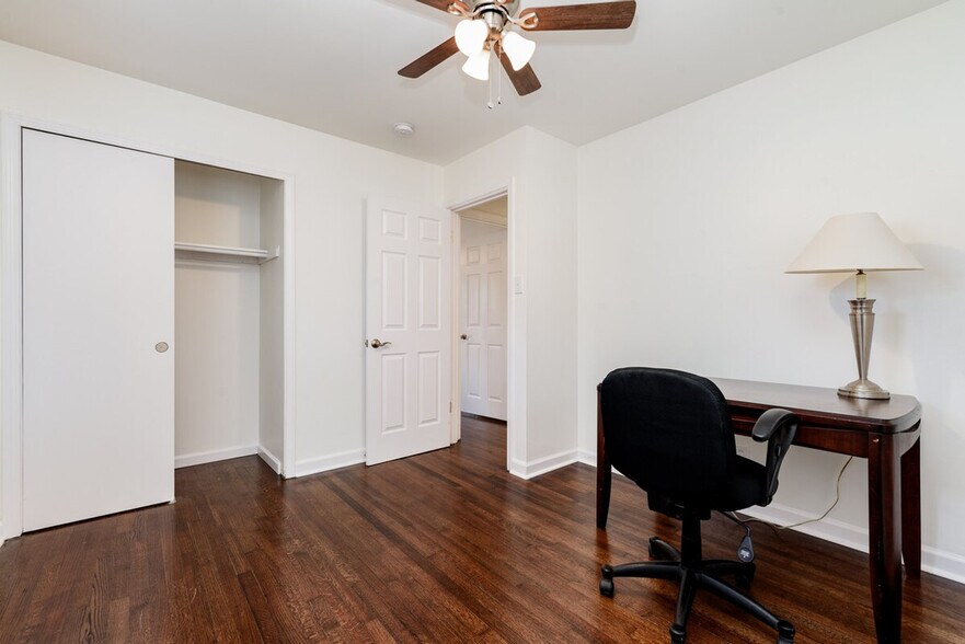 Building Photo - 35 Alpha Dr