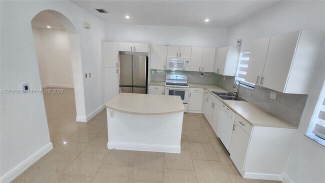 Building Photo - 10752 SW 228th Terrace