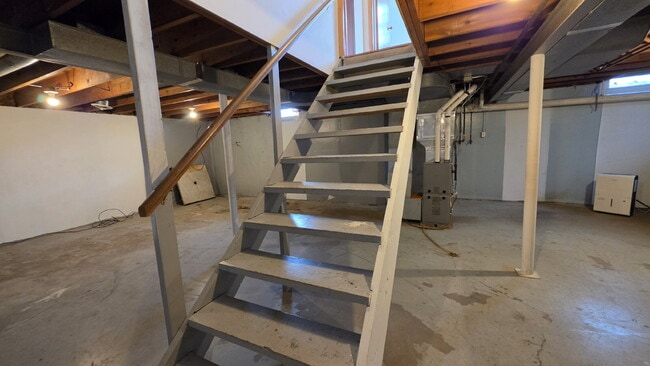 Building Photo - 314 Milwaukee St