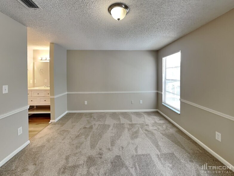 Building Photo - 4920 Traskwood Ct