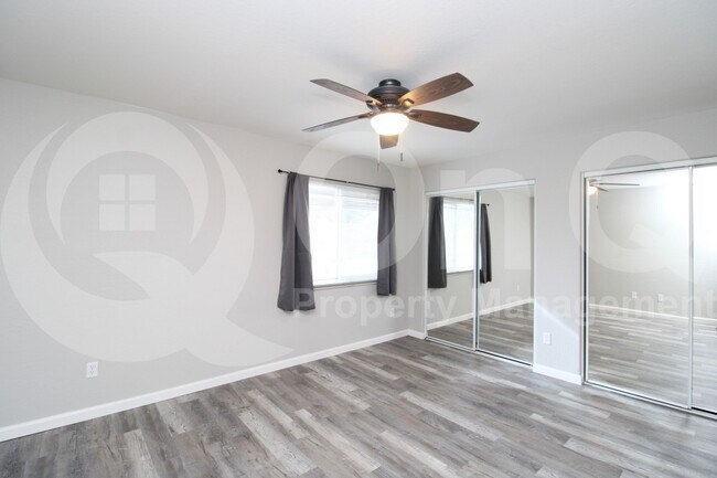 Building Photo - 31402 N Cactus Dr