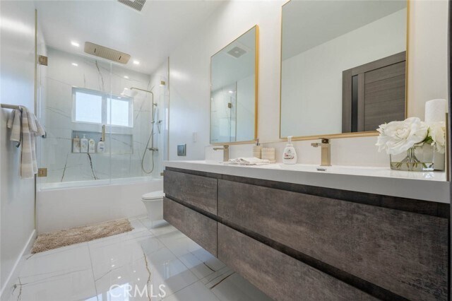 Building Photo - 17043 Gunther St