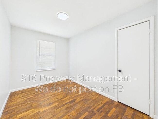 Building Photo - 10323 East 20th St S