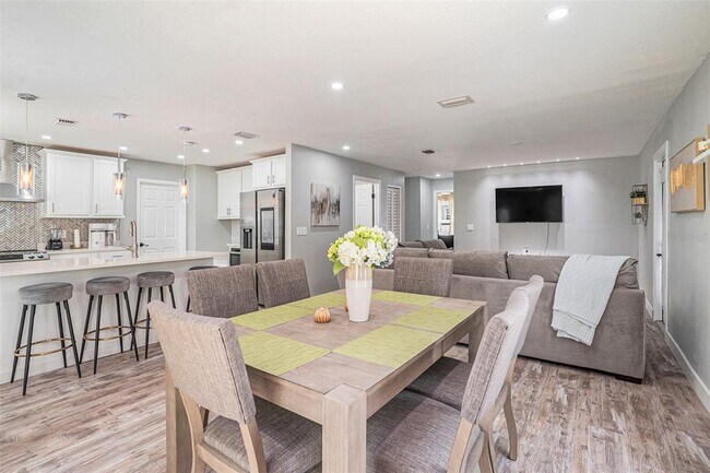 Building Photo - 3012 N Highland Ave