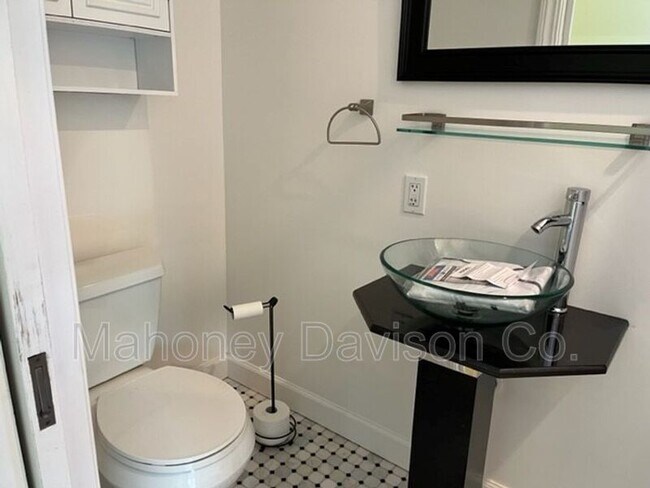 Building Photo - 5702 Hatchery Ct