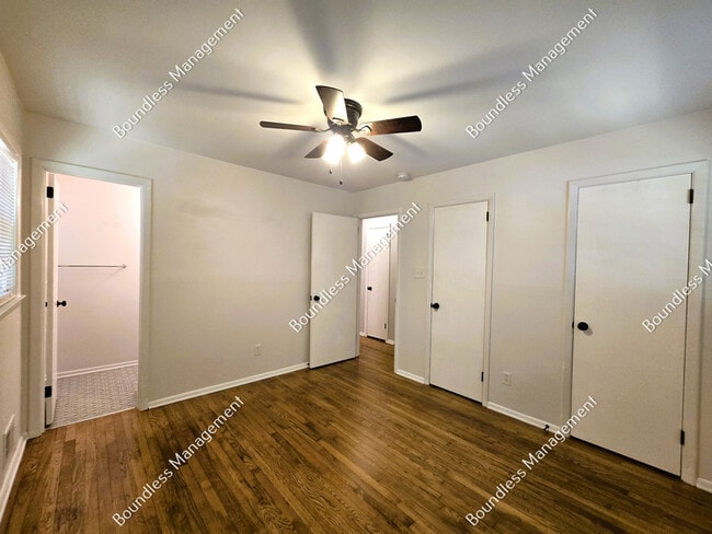 Building Photo - 2572 Woodgreen Dr