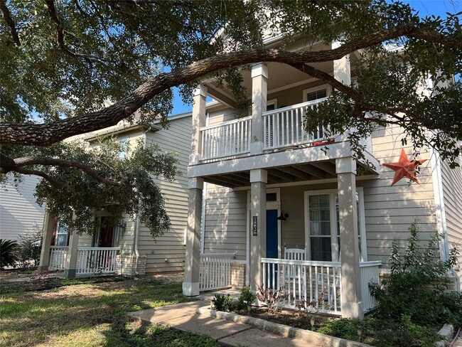 Building Photo - 18826 Sandelford Dr