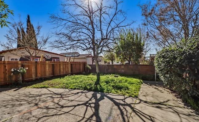 Building Photo - 747 N 18th St