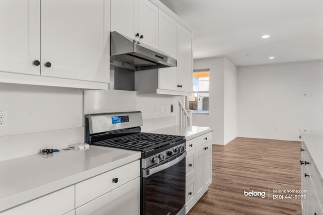 Building Photo - 3915 E Fincastle St