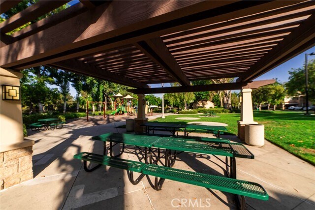 Building Photo - 7 Camellia