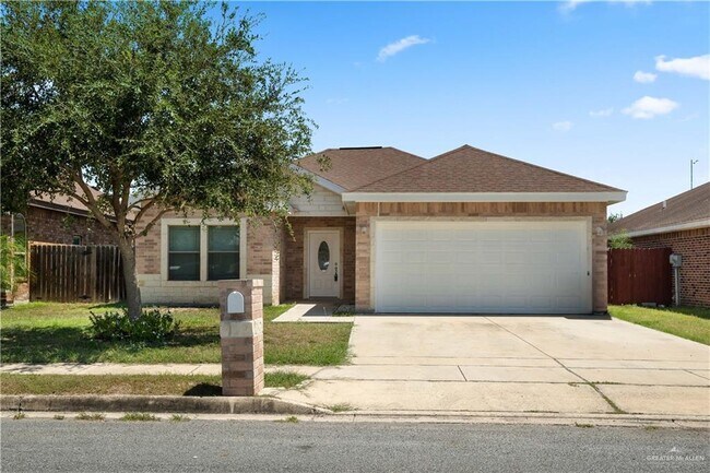 Building Photo - 18 Pedernal St