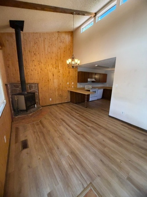 Building Photo - 303 Racquet Dr