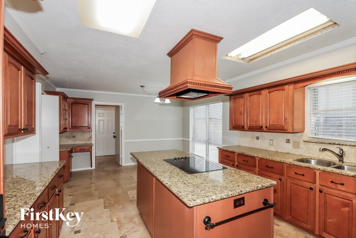 Building Photo - 6707 Chancellor Dr