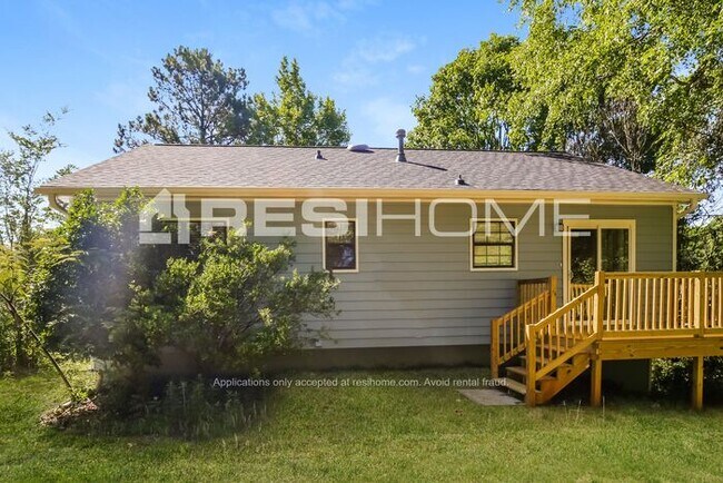 Building Photo - 4276 Falcon Crest Dr