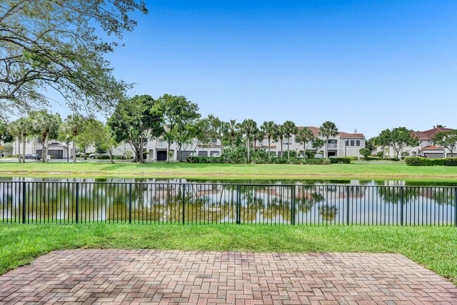 Building Photo - Amazing 4 Bedroom, 3 Bath home plus large 21'x11' loft located in Parkland Isles!