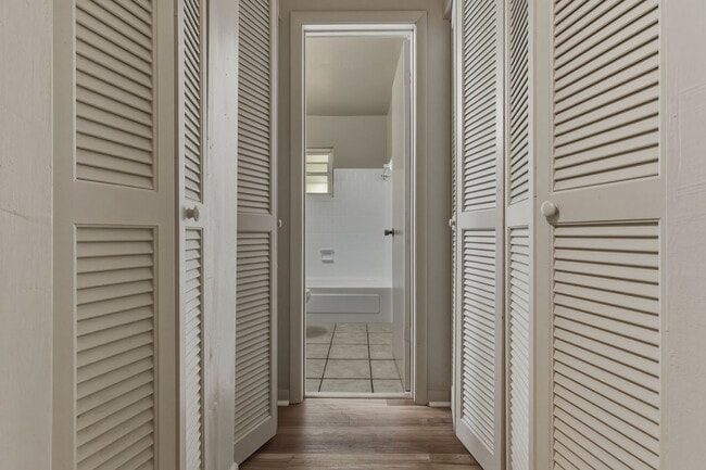 Building Photo - 1427 Connecticut St