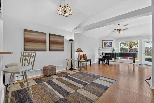 Building Photo - 16211 Whitesage Ct