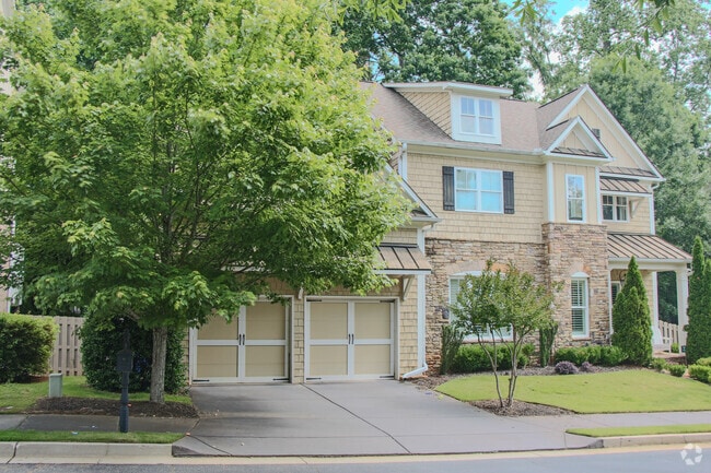 Building Photo - 330 Valley Brook Way NE