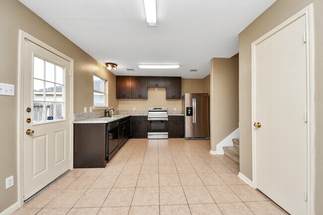 Building Photo - 4006 Wimberley Hollow Ln