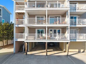 Building Photo - 1503 Carolina Beach Ave N