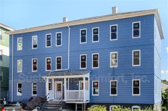 Building Photo - 44 Gage St