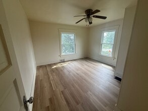 Building Photo - Fulton Duplex