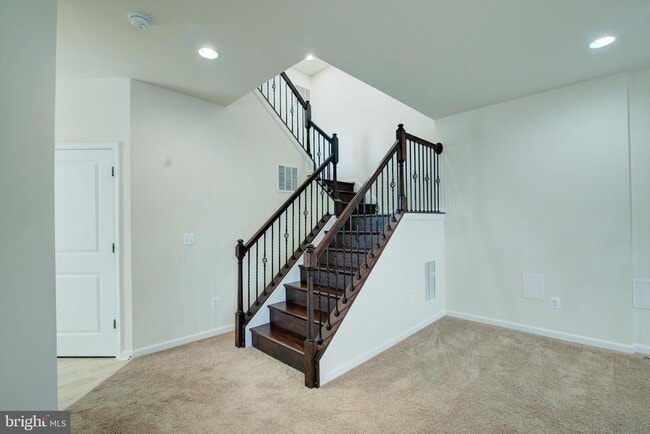 Building Photo - 42363 Alder Forest Terrace
