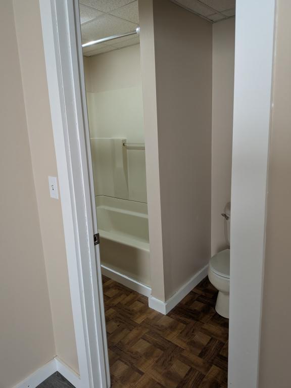 Building Photo - 437 Bay St