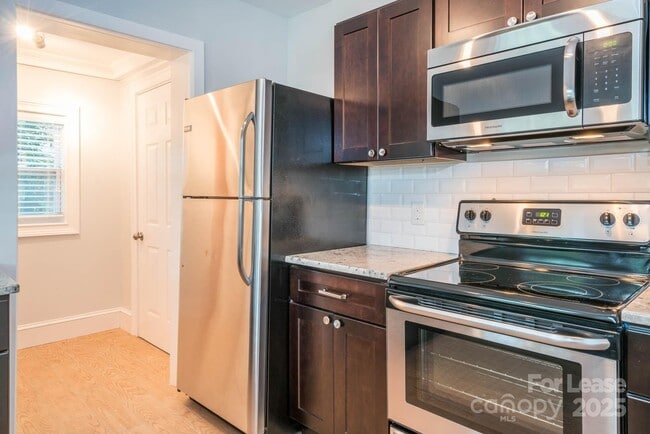 Building Photo - 1734 Matheson Ave