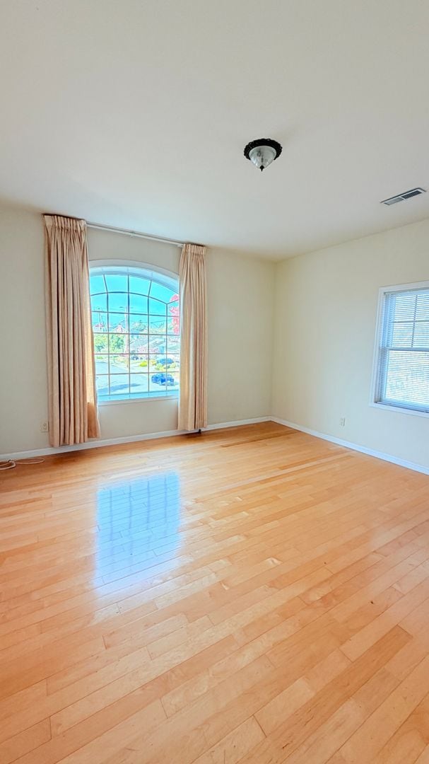 Building Photo - 738 Palmera Ct