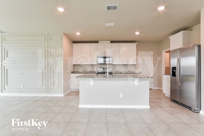 Building Photo - 4007 Pucolo Way