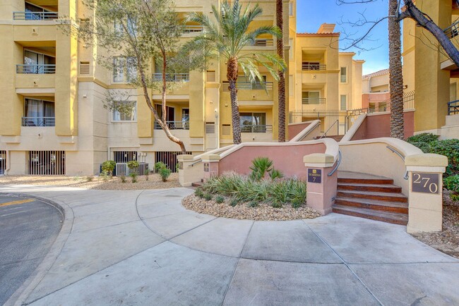 Building Photo - Meridian 124- Stunning 2Bd/2Ba Residence