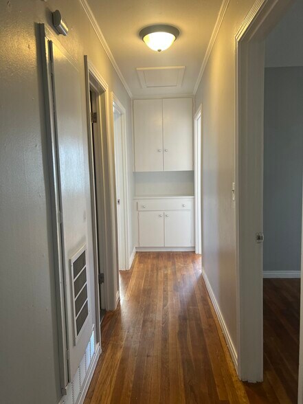 Building Photo - 4212 Garland St